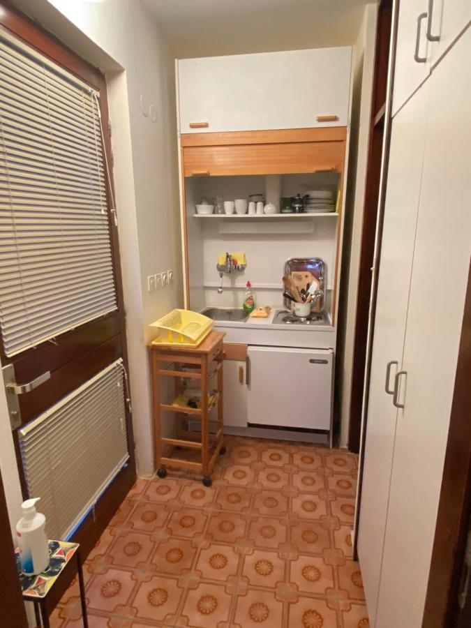 Apartments Stella-Dora ロパール エクステリア 写真
