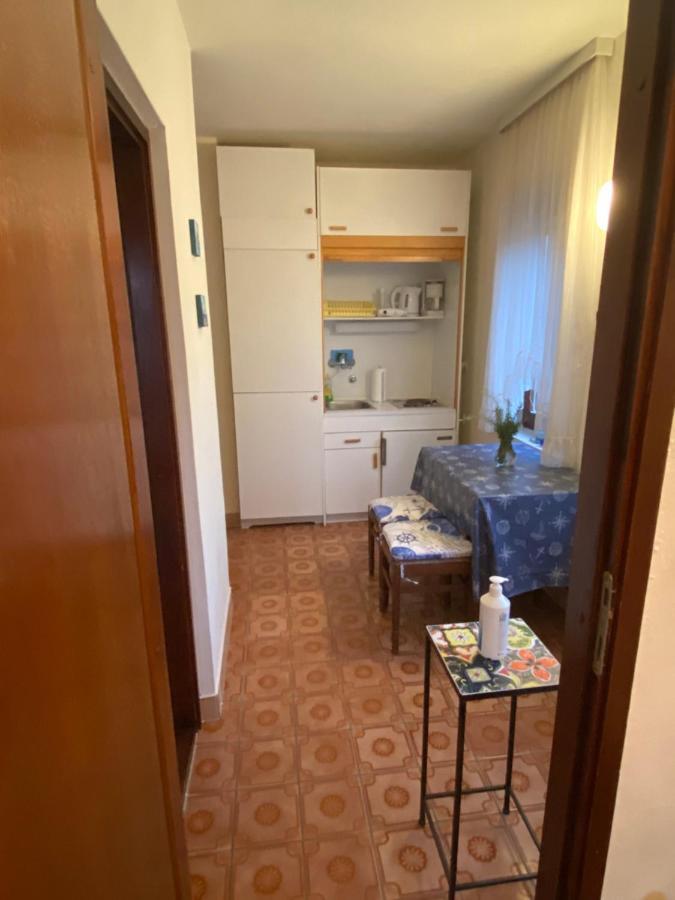 Apartments Stella-Dora ロパール エクステリア 写真